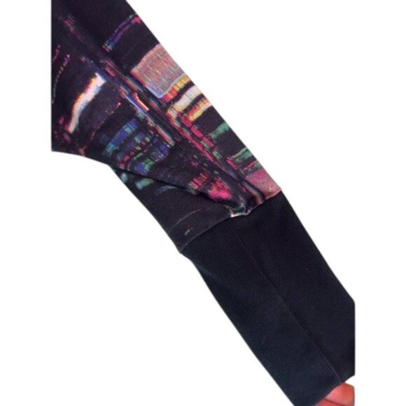 Adidas black trefoil Tokyo City printed pullover sweater size M - Picture 5 of 8